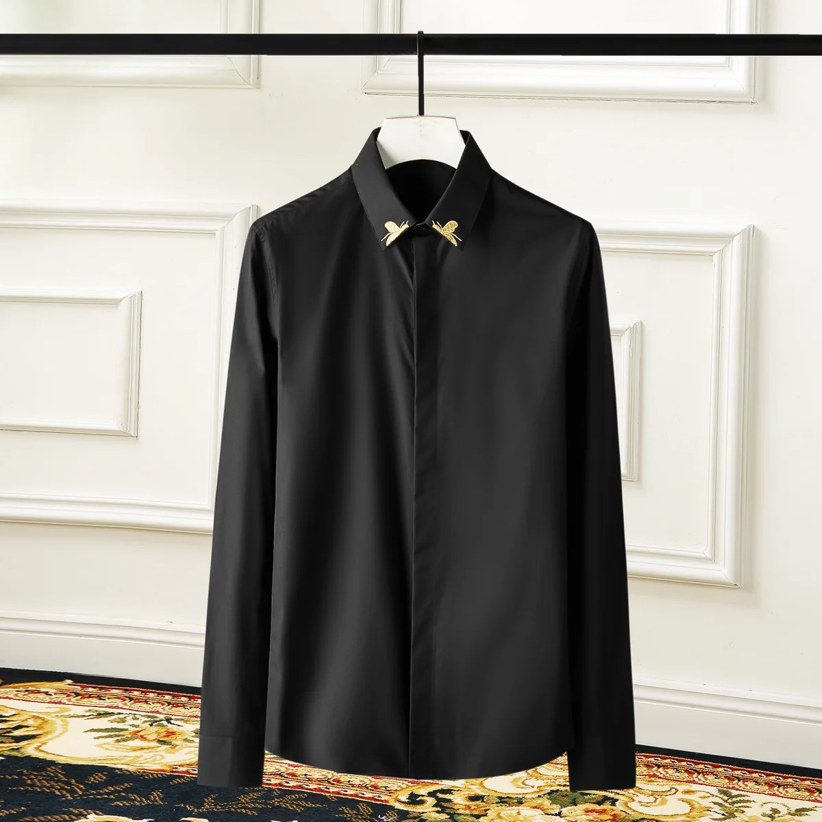 High Quality Luxury Jewelry Simple Embroidery Shirts Men Long Sleeve Slim Casual Shirts Business Formal Dress Shirts
High Quality Luxury Jewelry Simple Embroidery Shirts Men Long Sleeve Slim Casual Shirts Business Formal Dress Shirts