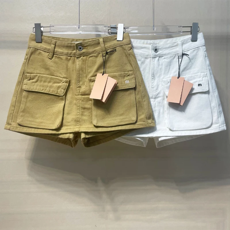 High quality 2023 summer new trend pocket work clothes, two color versatile high waisted women's denim shorts
High quality 2023 summer new trend pocket work clothes, two color versatile high waisted women's denim shorts