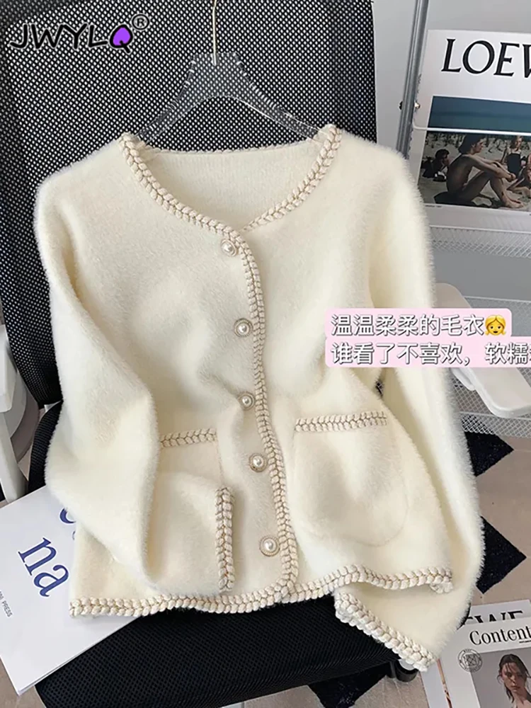 Elegant O-neck Single-breasted Pearl Buttons Pocket Knitted Sweater Korean Fashion Loose Hit Color Imitation Mink Velvet Sweater
Elegant O-neck Single-breasted Pearl Buttons Pocket Knitted Sweater Korean Fashion Loose Hit Color Imitation Mink Velvet Sweater