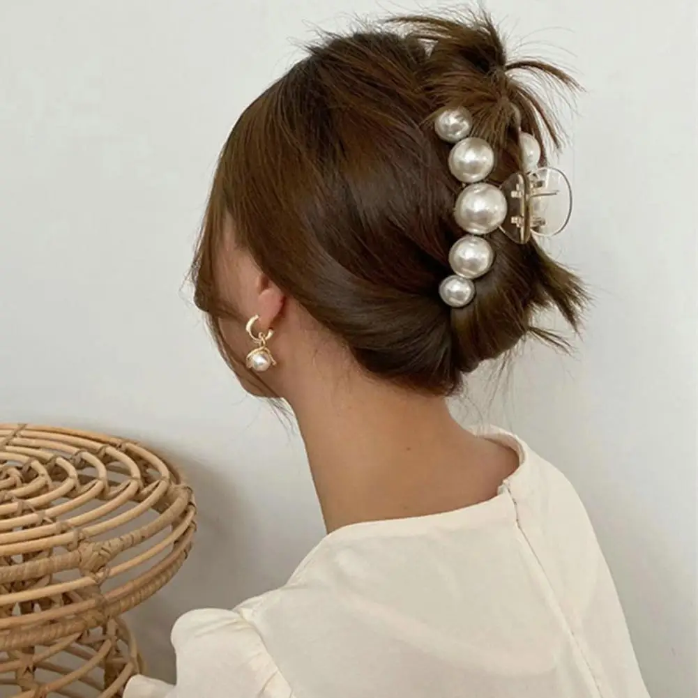 Women Hair Gripper Faux Pearl Transparent Strong Claw Anti-slip Smooth Edge Hair Decoration Elegant Elastic Spring Hair Claw
Women Hair Gripper Faux Pearl Transparent Strong Claw Anti-slip Smooth Edge Hair Decoration Elegant Elastic Spring Hair Claw
