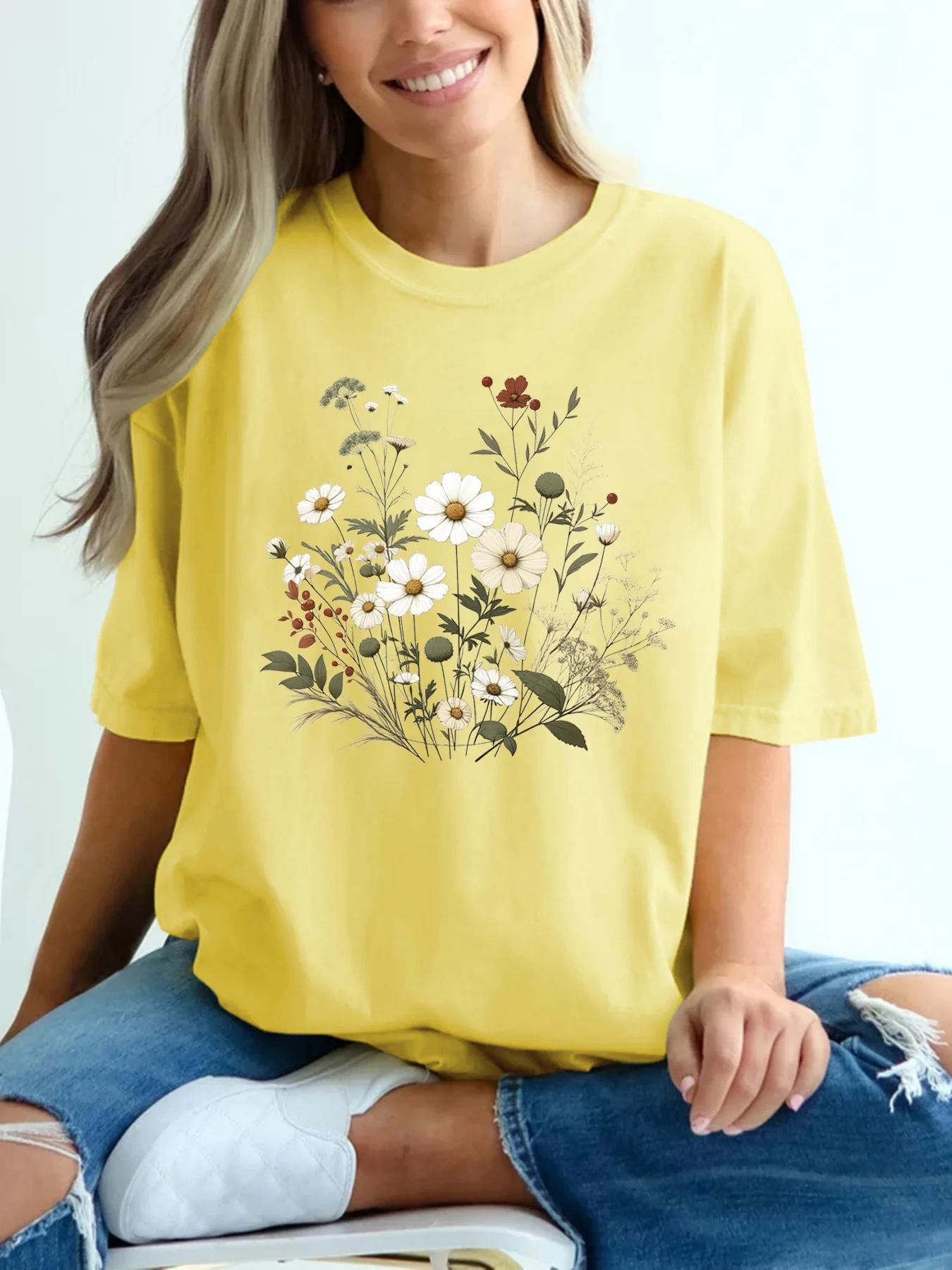 2024 Plus Size Women's T-Shirt Original Design Rustic Style Flowers Pattern Printed Women's Casual Round Neck Short Sleeved Tops
2024 Plus Size Women's T-Shirt Original Design Rustic Style Flowers Pattern Printed Women's Casual Round Neck Short Sleeved Tops