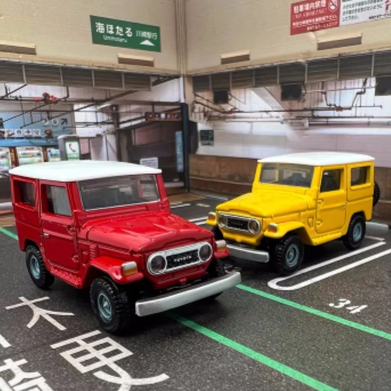 TOMY Toyota LAND CRUISER SUV литые автомобили и игрушечные автомобили модель автомобиля Миниатюрная модель автомобиля в масштабе
TOMY Toyota LAND CRUISER SUV литые автомобили и игрушечные автомобили модель автомобиля Миниатюрная модель автомобиля в масштабе