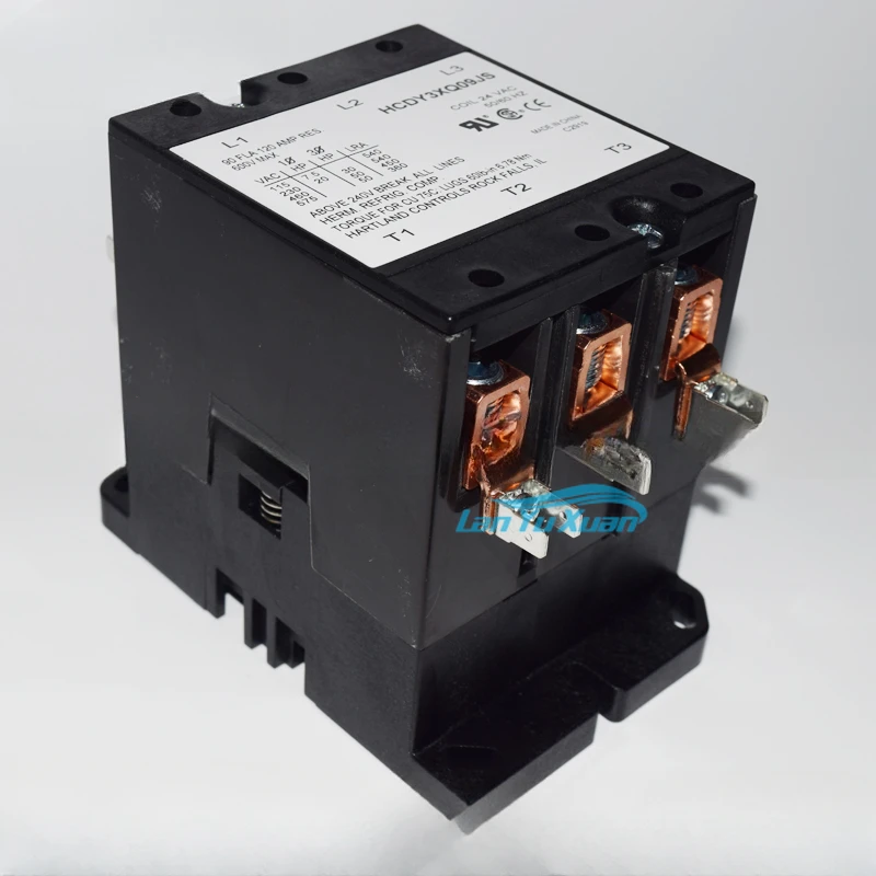 Трехфазный контактор переменного тока 24 В 90 а HCDY3XQ09JS hartland controls UL CSA.
Трехфазный контактор переменного тока 24 В 90 а HCDY3XQ09JS hartland controls UL CSA.
