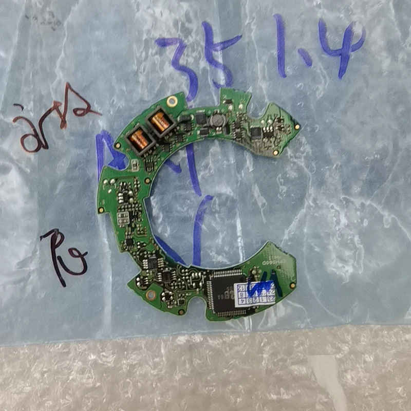 New main circuit board PCB EPH060D repair parts For Sigma 35mm f/1.4 DG HSM Art lens (for Nikon mount)
New main circuit board PCB EPH060D repair parts For Sigma 35mm f/1.4 DG HSM Art lens (for Nikon mount)