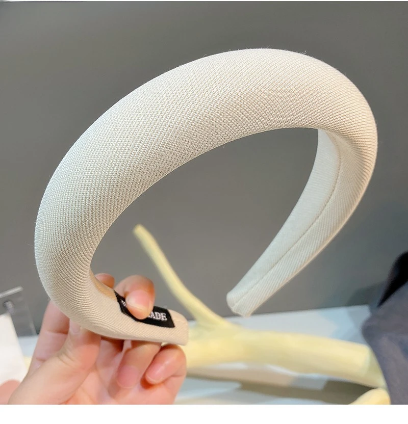 Color Wide-Brimmed Sponge Headband High Skull Top Niche Hair Band All-Match out Show Face Small Hairpin
Color Wide-Brimmed Sponge Headband High Skull Top Niche Hair Band All-Match out Show Face Small Hairpin
