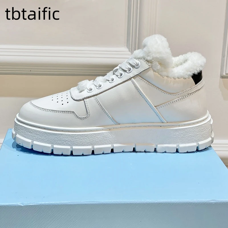Genuine leather winter high-top warm and comfortable flat fur shoes 2023 flat women's shoes designer lace-up casual shoes
Genuine leather winter high-top warm and comfortable flat fur shoes 2023 flat women's shoes designer lace-up casual shoes