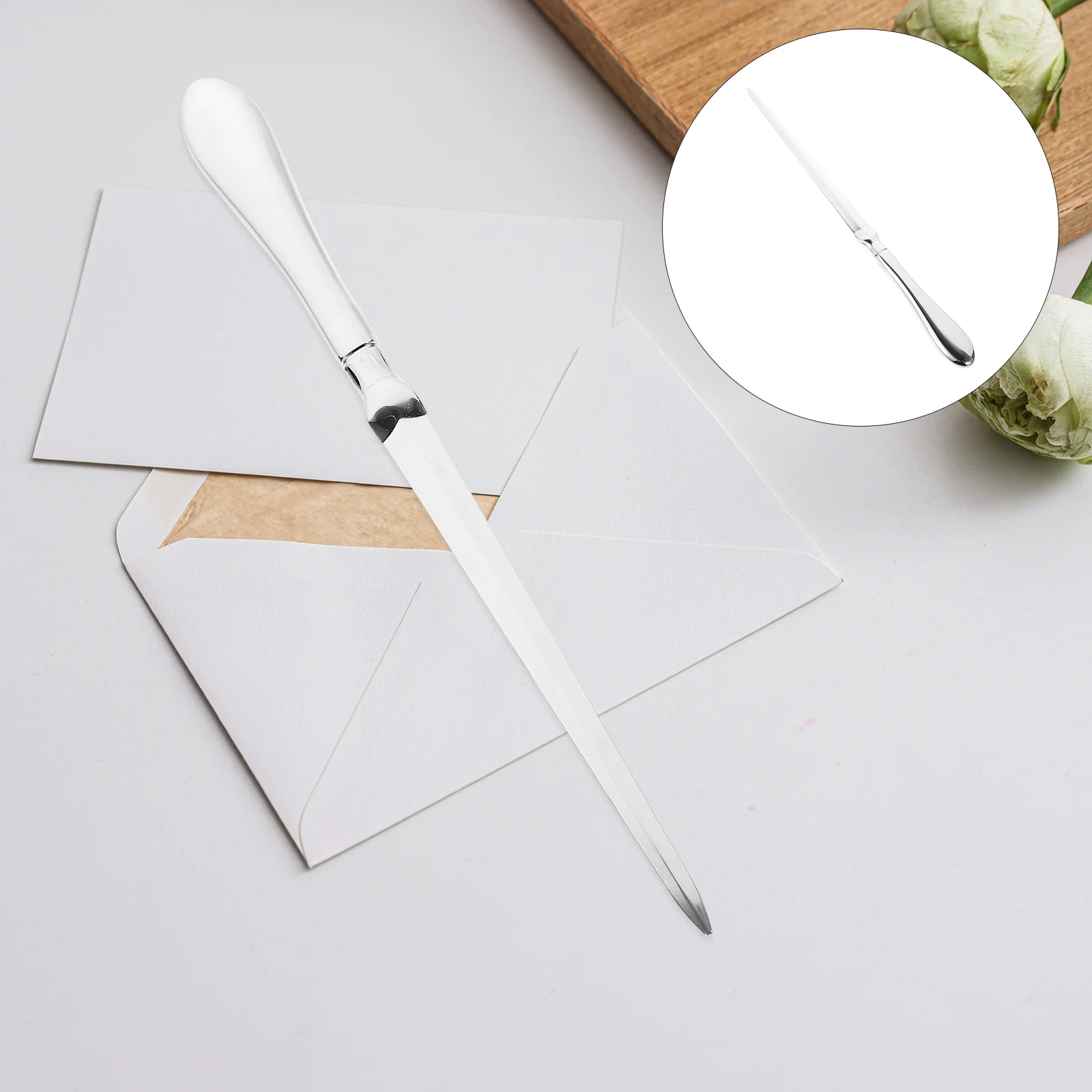 Portable Alloy Letter Opener Envelope Opener with Gift Box Practical Paper for Home Shop (Silver)
Portable Alloy Letter Opener Envelope Opener with Gift Box Practical Paper for Home Shop (Silver)