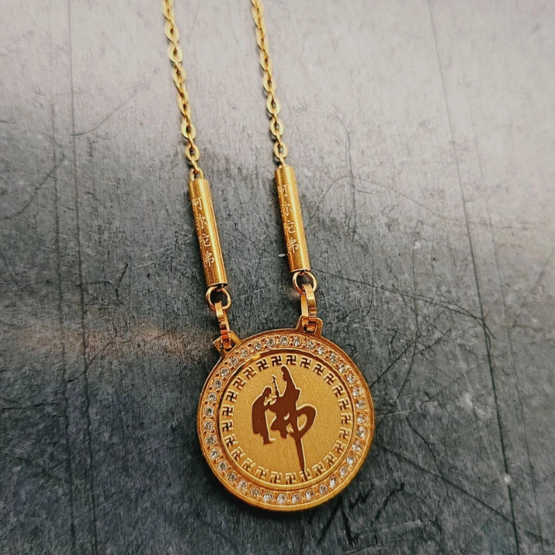 Винтажная тарелка Будды из нержавеющей стали, ожерелье, мужской кристалл, инкрустированный буддистскими писаниями, кулон, молитвенный амулет желаний, ювелирные изделия
Винтажная тарелка Будды из нержавеющей стали, ожерелье, мужской кристалл, инкрустированный буддистскими писаниями, кулон, молитвенный амулет желаний, ювелирные изделия