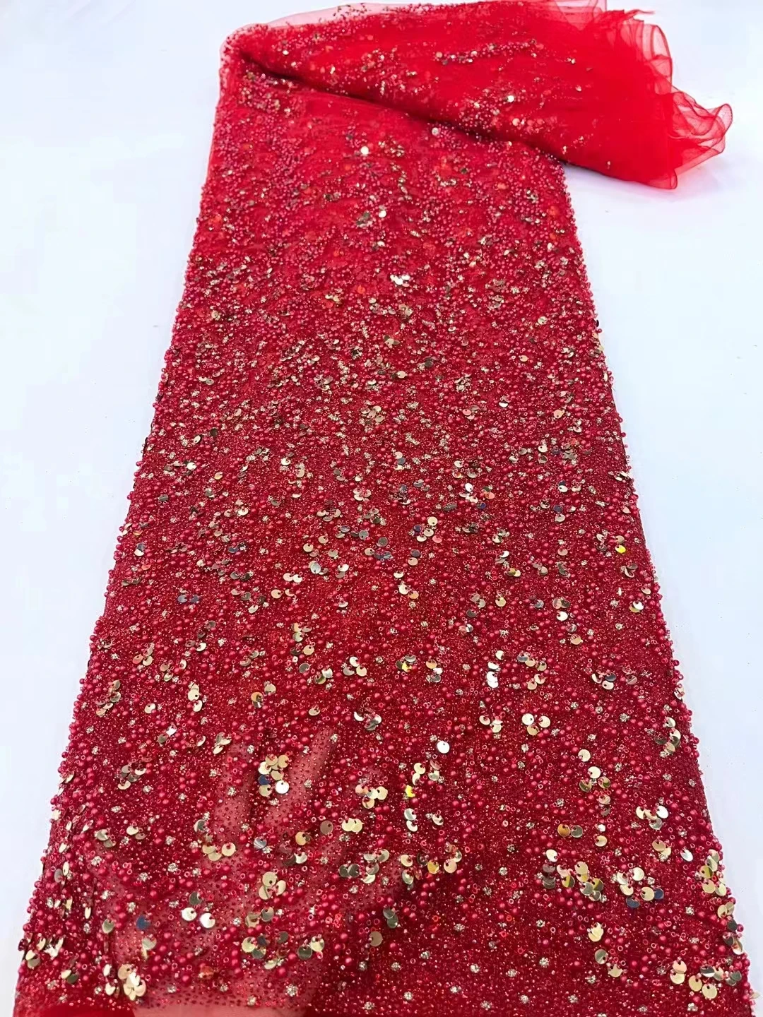 Europe and the United States new full version of the bubble bead embroidery fabric, fashion sequins bead tube party dress fabric
Europe and the United States new full version of the bubble bead embroidery fabric, fashion sequins bead tube party dress fabric