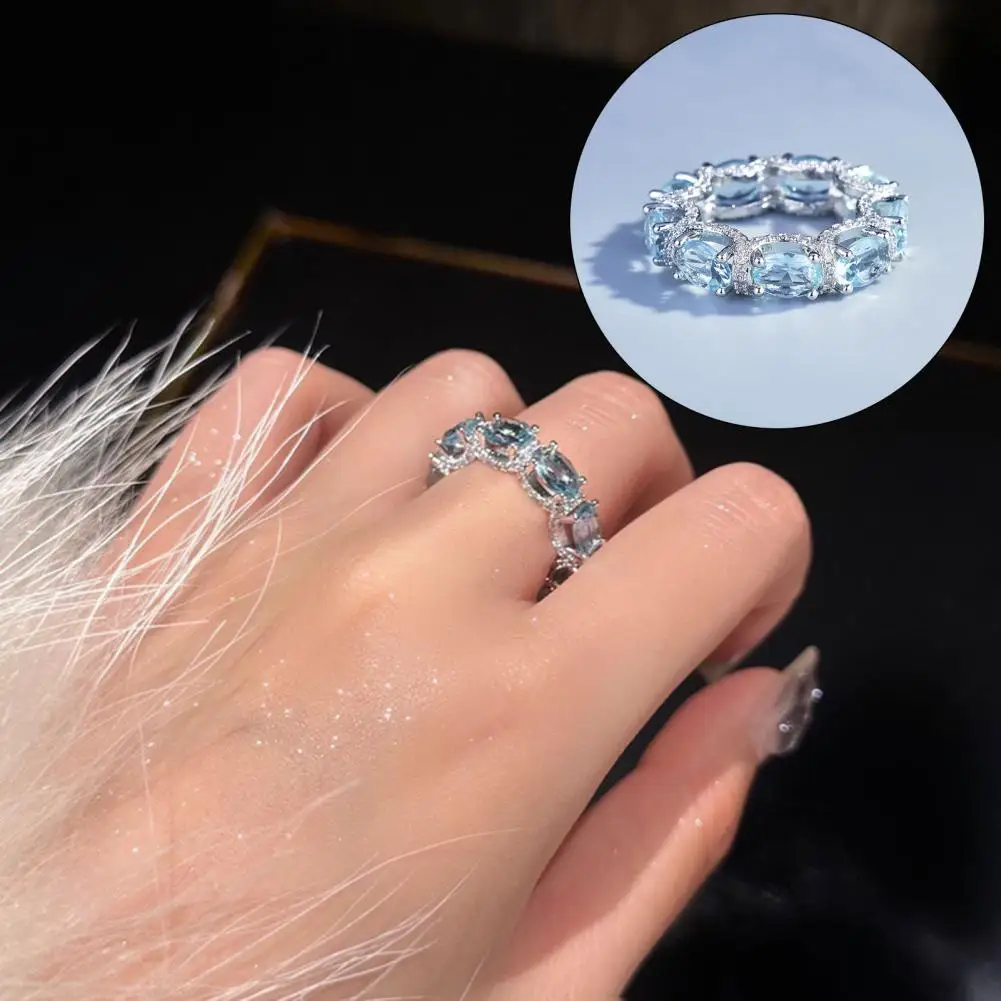 Luxurious Ring Exquisite Rhinestone-adorned Women's Wedding Ring Elegant Lightweight Stainless Alloy Jewelry for Proms Parties
Luxurious Ring Exquisite Rhinestone-adorned Women's Wedding Ring Elegant Lightweight Stainless Alloy Jewelry for Proms Parties
