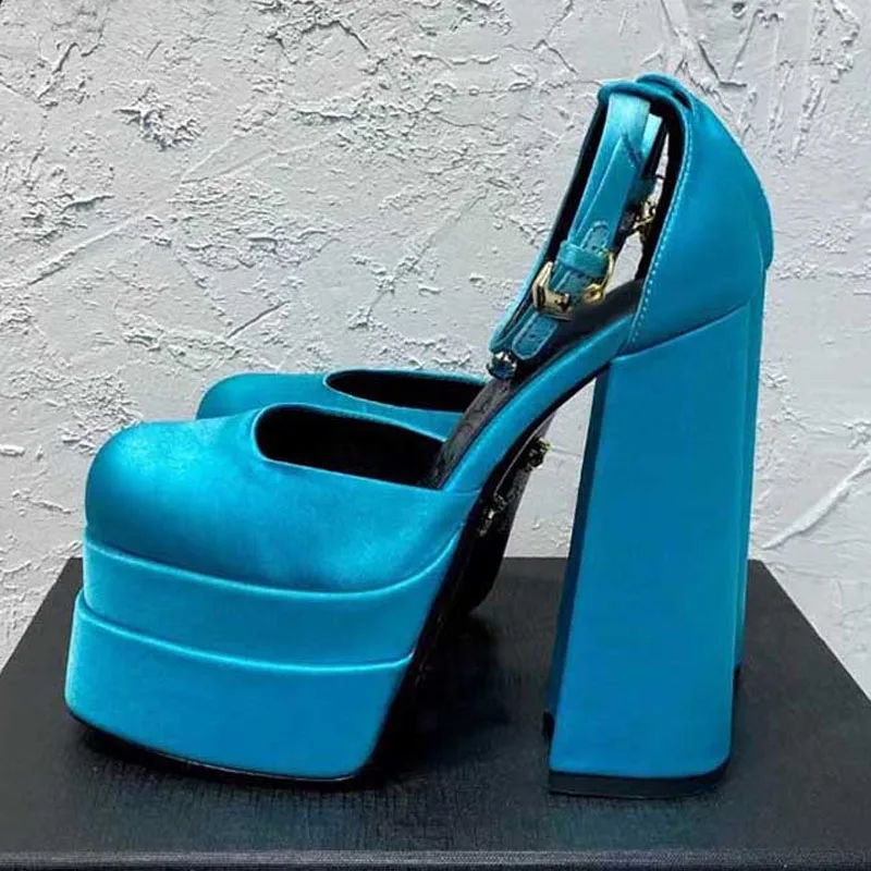 Wedges Sandal Platform Pumps Silk Super High Heel Square Toe Thick Bottom Slingback 15.5 Cm Waterproof Runway Bride Shoes
Wedges Sandal Platform Pumps Silk Super High Heel Square Toe Thick Bottom Slingback 15.5 Cm Waterproof Runway Bride Shoes