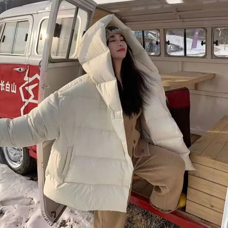 2023 Winter New Puff Hooded down Jacket Women's Mid-Length Loose 90 White Duck down Fashionable Warm Jacket
2023 Winter New Puff Hooded down Jacket Women's Mid-Length Loose 90 White Duck down Fashionable Warm Jacket