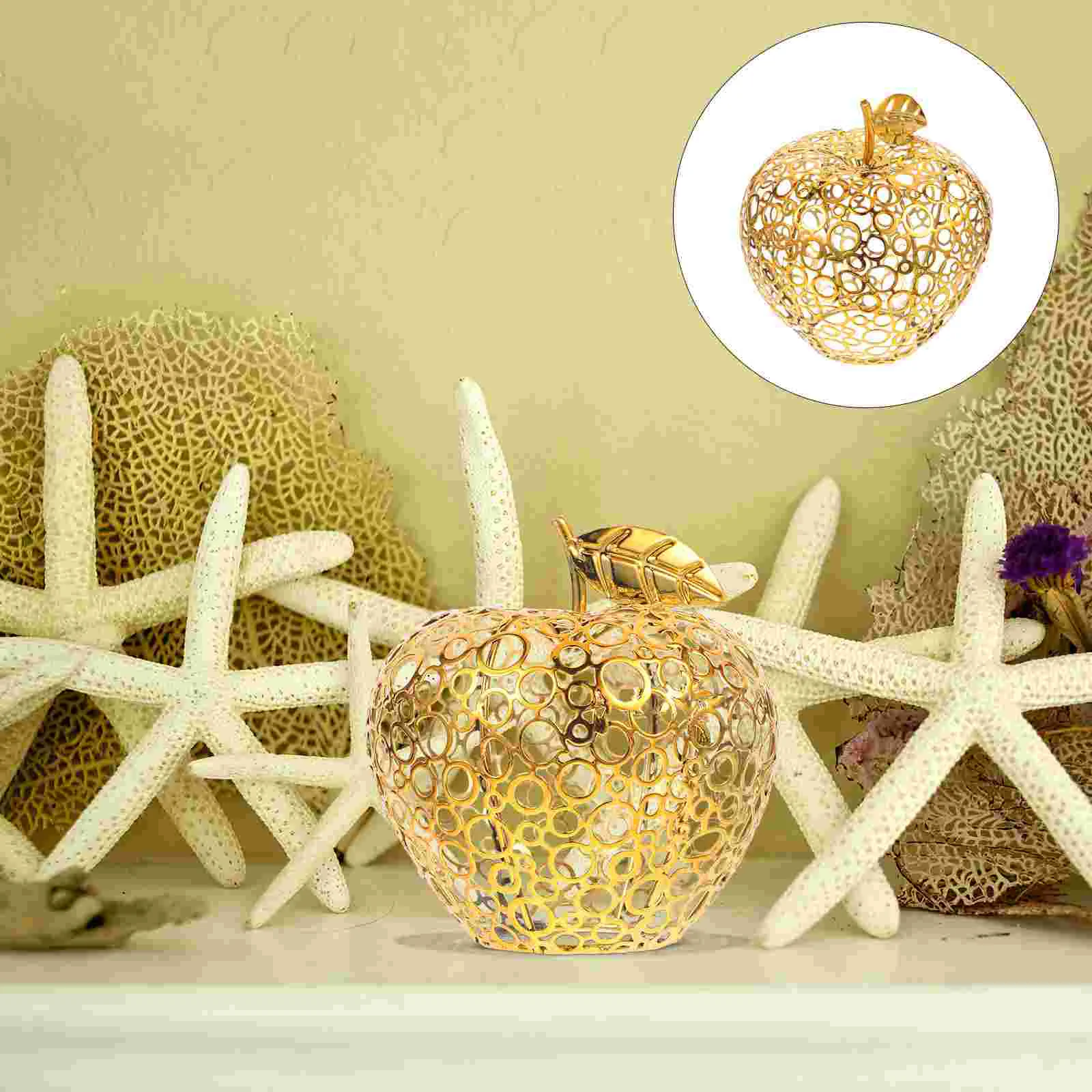 Metal Candle Holder Hollow Iron Craft Candlestick Desktop Adornment Valentine' Day Wedding Christmas Decoration
Metal Candle Holder Hollow Iron Craft Candlestick Desktop Adornment Valentine' Day Wedding Christmas Decoration