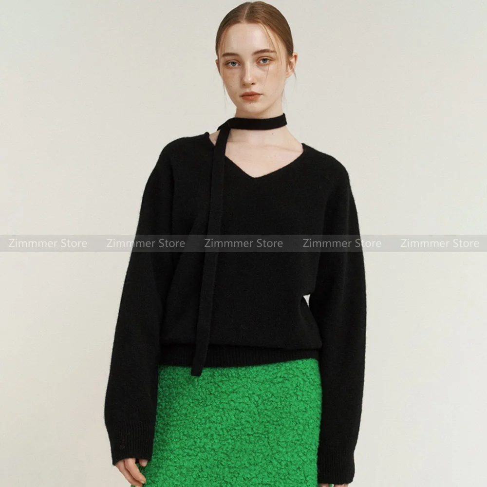 Hanging neck flutter belt V-neck black jumper women 23 years autumn and winter new lazy pullover wool knit sweater
Hanging neck flutter belt V-neck black jumper women 23 years autumn and winter new lazy pullover wool knit sweater