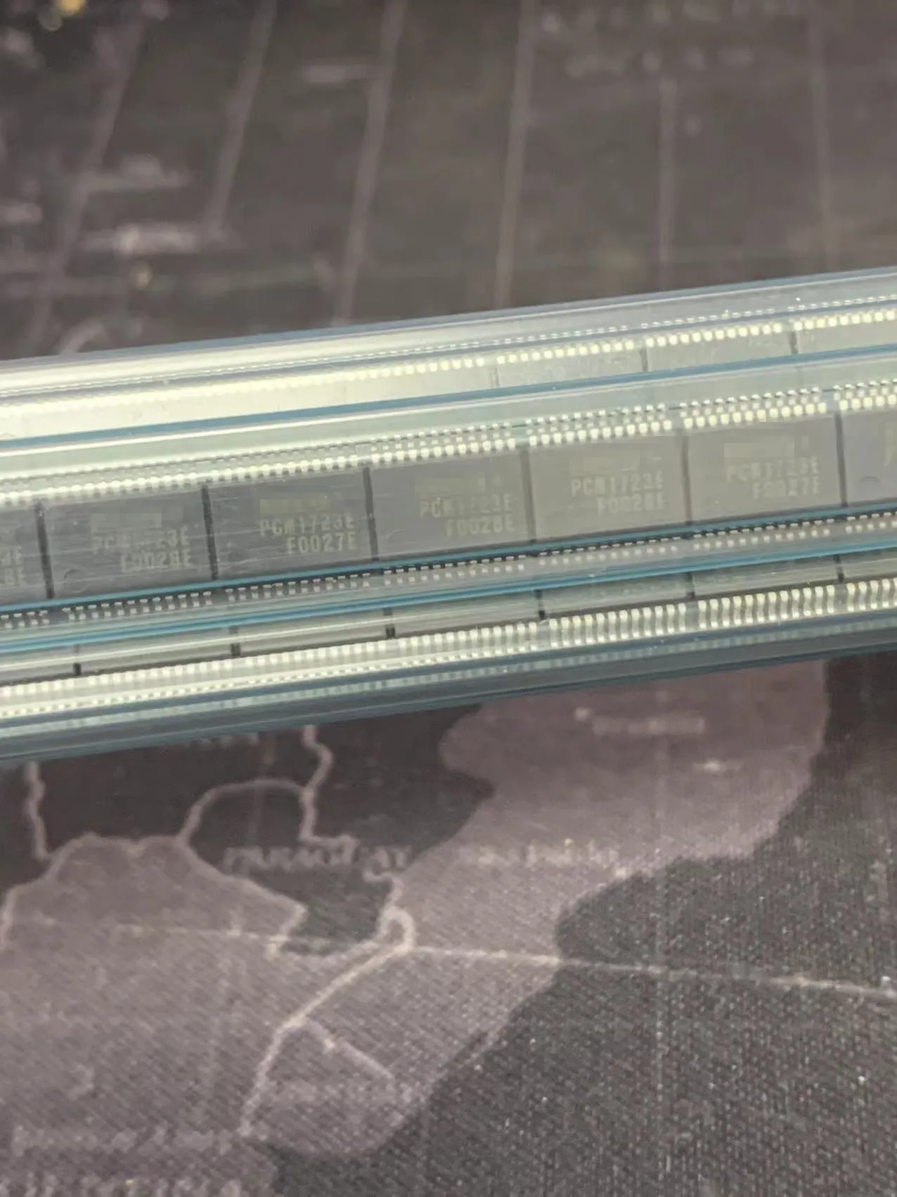 PCM1723E (5pcs)BOM matching / one-stop chip purchase original
PCM1723E (5pcs)BOM matching / one-stop chip purchase original
