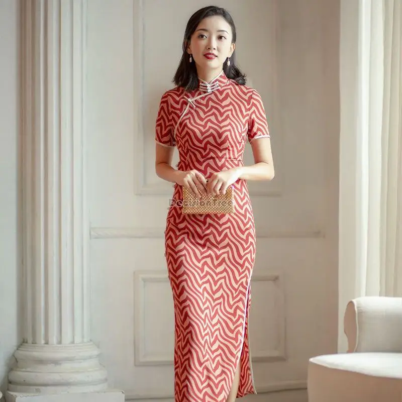 2023 весна лето китайский стиль длинный воротник стойка короткий рукав cheongsam улучшенное Платье женское винтажное тонкое платье Ципао s461
2023 весна лето китайский стиль длинный воротник стойка короткий рукав cheongsam улучшенное Платье женское винтажное тонкое платье Ципао s461