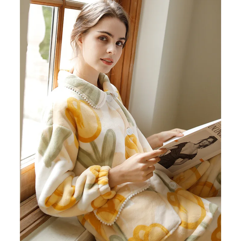 New Winter Women Pajamas Set Thickened Fashion Elegant Composite Fleece Warm Tulip Printing Long Home Sleepwear Women's Clothing
New Winter Women Pajamas Set Thickened Fashion Elegant Composite Fleece Warm Tulip Printing Long Home Sleepwear Women's Clothing