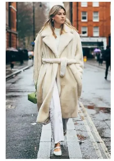 Luxury Winter Long Overcoats Women Oversized Lapel Belted Faux Rabbit Fur Coat Jacket Female Oversize Outerwear Plush Fur Coats
Luxury Winter Long Overcoats Women Oversized Lapel Belted Faux Rabbit Fur Coat Jacket Female Oversize Outerwear Plush Fur Coats