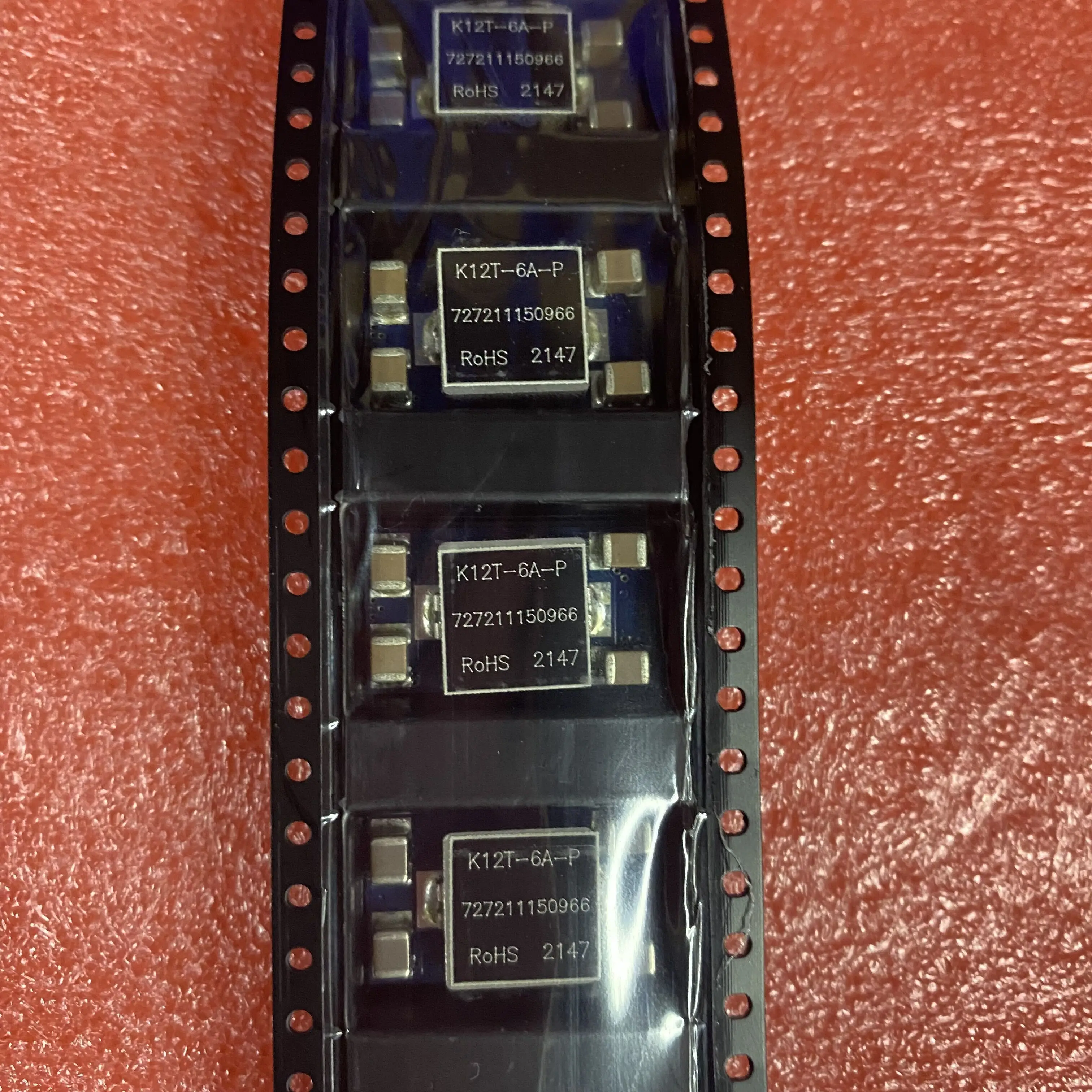K12T-6A-P Jinshengyang DC-DC non-isolated power supply module 12V to 0.75-5 V 6A original spot
K12T-6A-P Jinshengyang DC-DC non-isolated power supply module 12V to 0.75-5 V 6A original spot