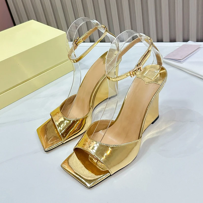 

New Elegant High Heel Sandals Summer Patent Leather Upper Open Toe Female Wedges Sandals One Strap Design Banquet Ladies Pumps