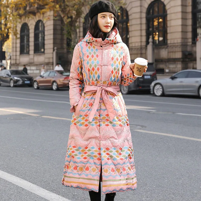 75% White Duck Down Down Jacket Chinoiserie Button Embroidery Hooded Thicken Warm Coat 2023 Autumn Winter Belt Women Outerwear
75% White Duck Down Down Jacket Chinoiserie Button Embroidery Hooded Thicken Warm Coat 2023 Autumn Winter Belt Women Outerwear