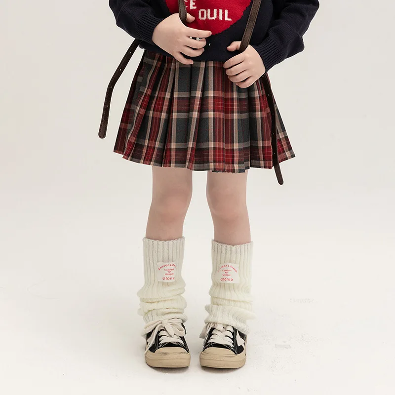 HoneyCherry Girls Retro College Style Plaid Skirt Autumn New Fashion England High Waist Pleated Skirt Tutu Skirt Girl
HoneyCherry Girls Retro College Style Plaid Skirt Autumn New Fashion England High Waist Pleated Skirt Tutu Skirt Girl