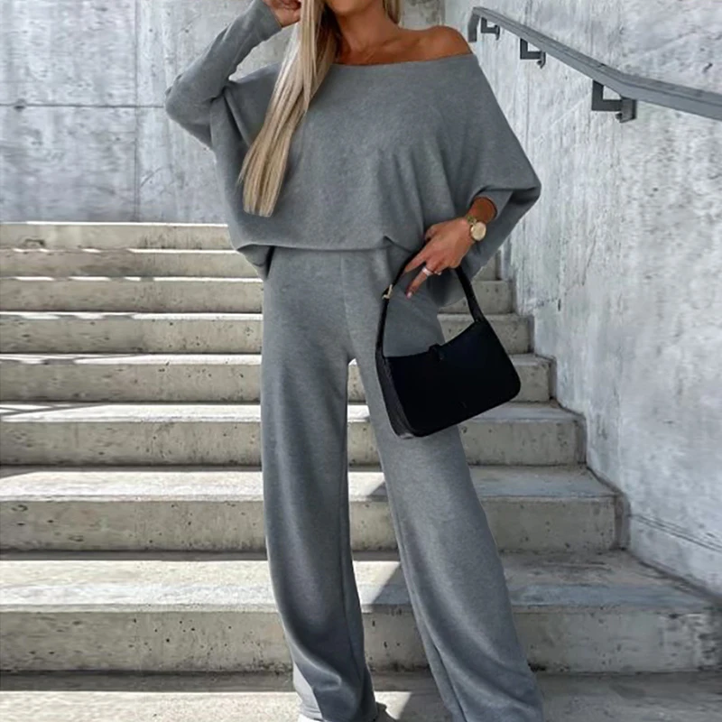 Autumn Casual Solid Comfortable Outfits Sexy Off Shoulder Top and Long Pants Two Piece Sets Women Vintage Loose Commuter Suits
Autumn Casual Solid Comfortable Outfits Sexy Off Shoulder Top and Long Pants Two Piece Sets Women Vintage Loose Commuter Suits