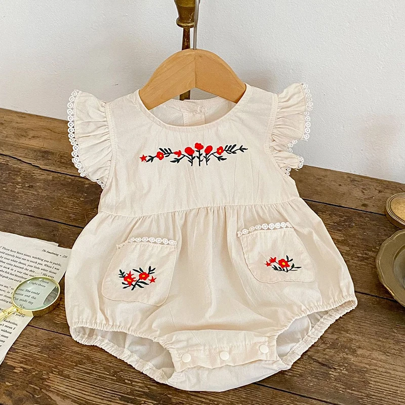 Summer Baby Girls Clothes Toddler Baby Girl Bodysuits Flying Sleeve Cotton Embroidery Lace Stitching Newborn Baby Girls Jumpsuit
Summer Baby Girls Clothes Toddler Baby Girl Bodysuits Flying Sleeve Cotton Embroidery Lace Stitching Newborn Baby Girls Jumpsuit