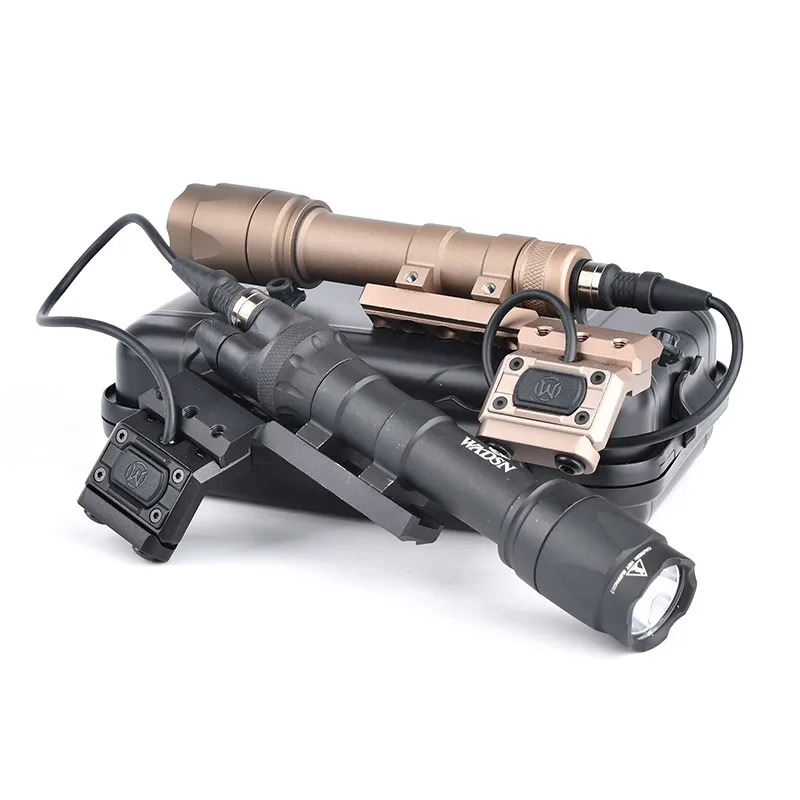 

Airsoft M600 M600C M600B SF Surefir Flashlight 600 Lumens Metal LED Scout Light Hunting Weapon Lamp Fit 20mm Picatinny Rail