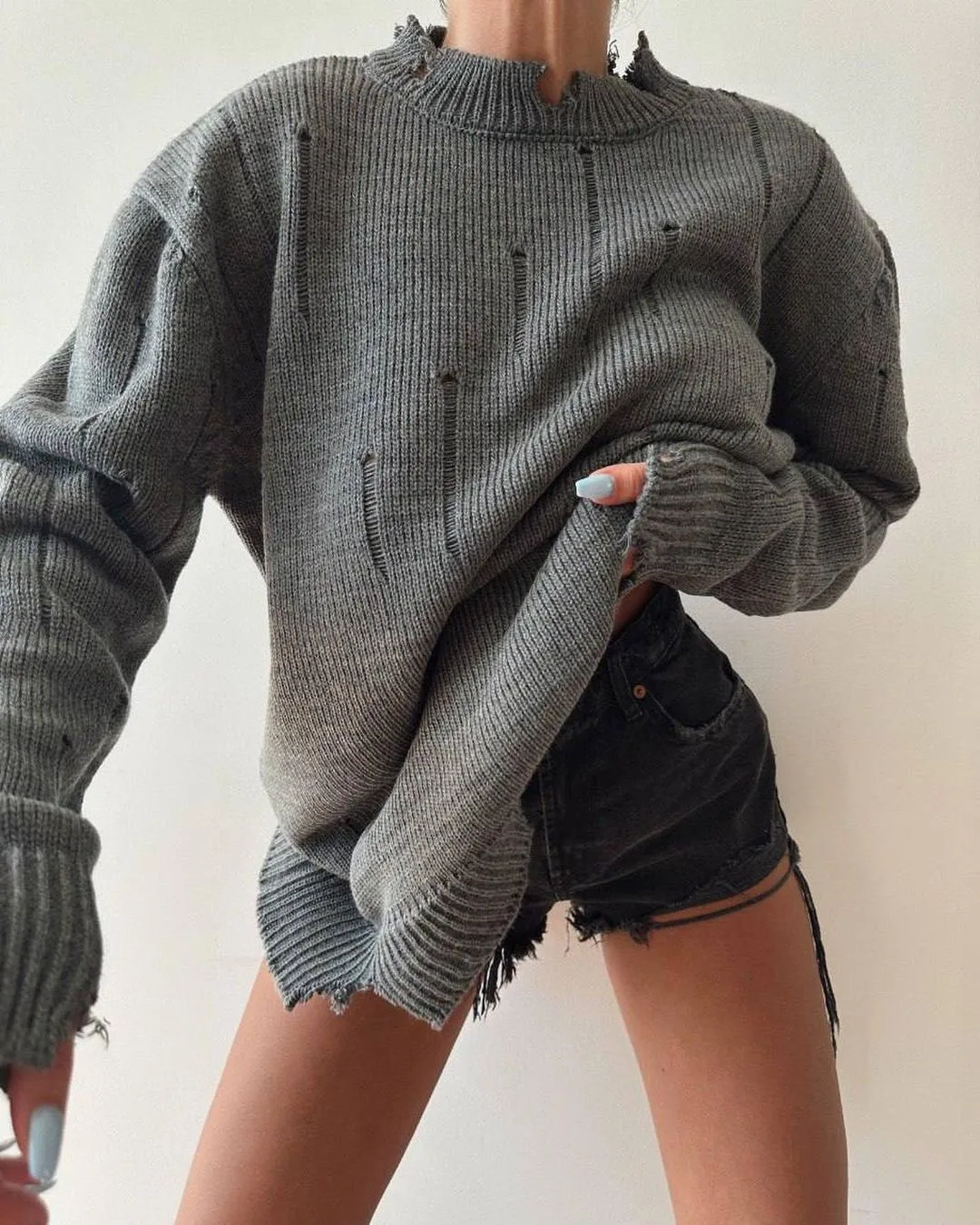 Frared Grooved O Neck Sweater For Women Long Sleeve Off-shoulder Solid Pullover Sweaters Casual Kintting Sweater winter
Frared Grooved O Neck Sweater For Women Long Sleeve Off-shoulder Solid Pullover Sweaters Casual Kintting Sweater winter