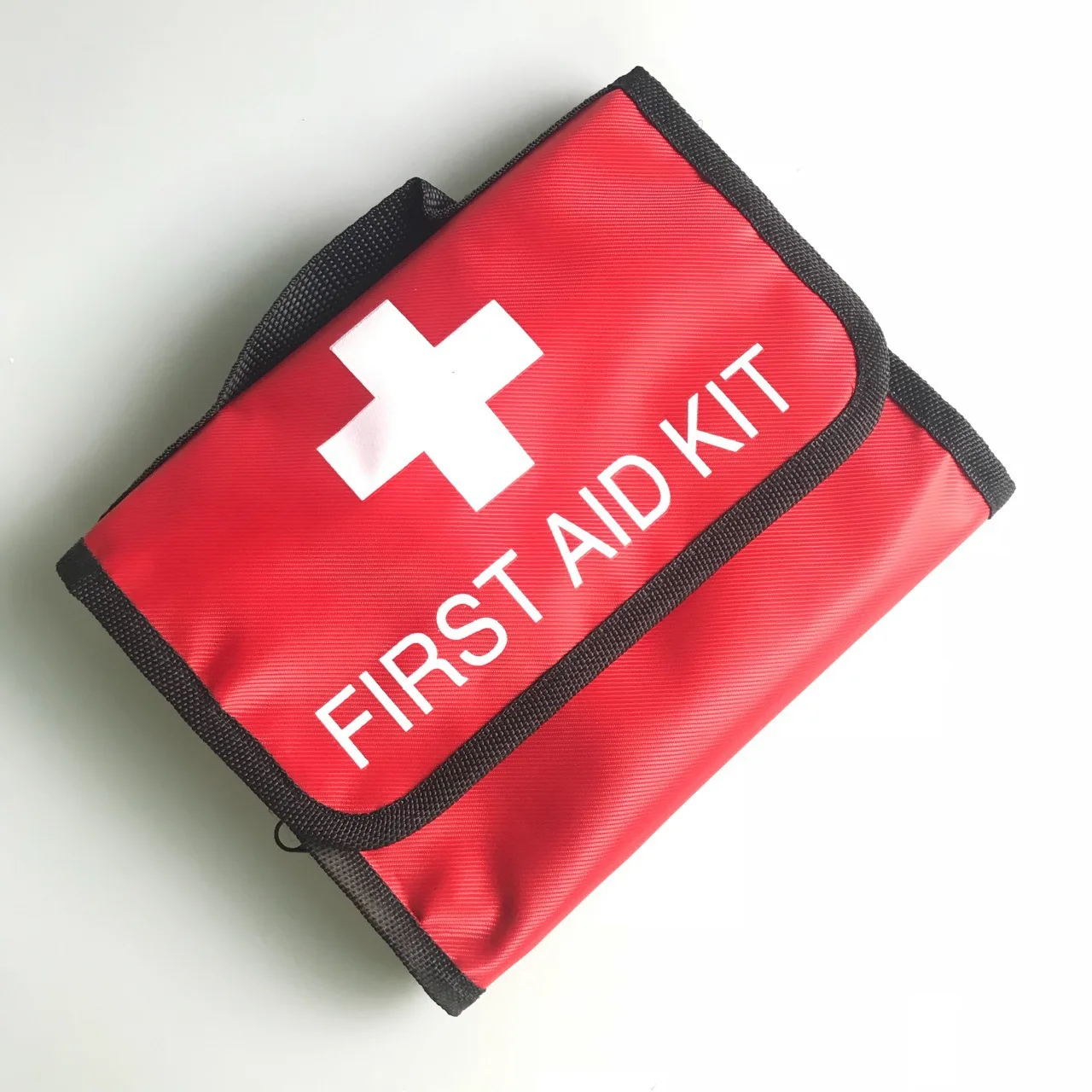 Camping Waterproof Oxford Cloth Emergency Zipper Bag Portable Household Portable First Aid Kit High Capacity Folding Bag
Camping Waterproof Oxford Cloth Emergency Zipper Bag Portable Household Portable First Aid Kit High Capacity Folding Bag