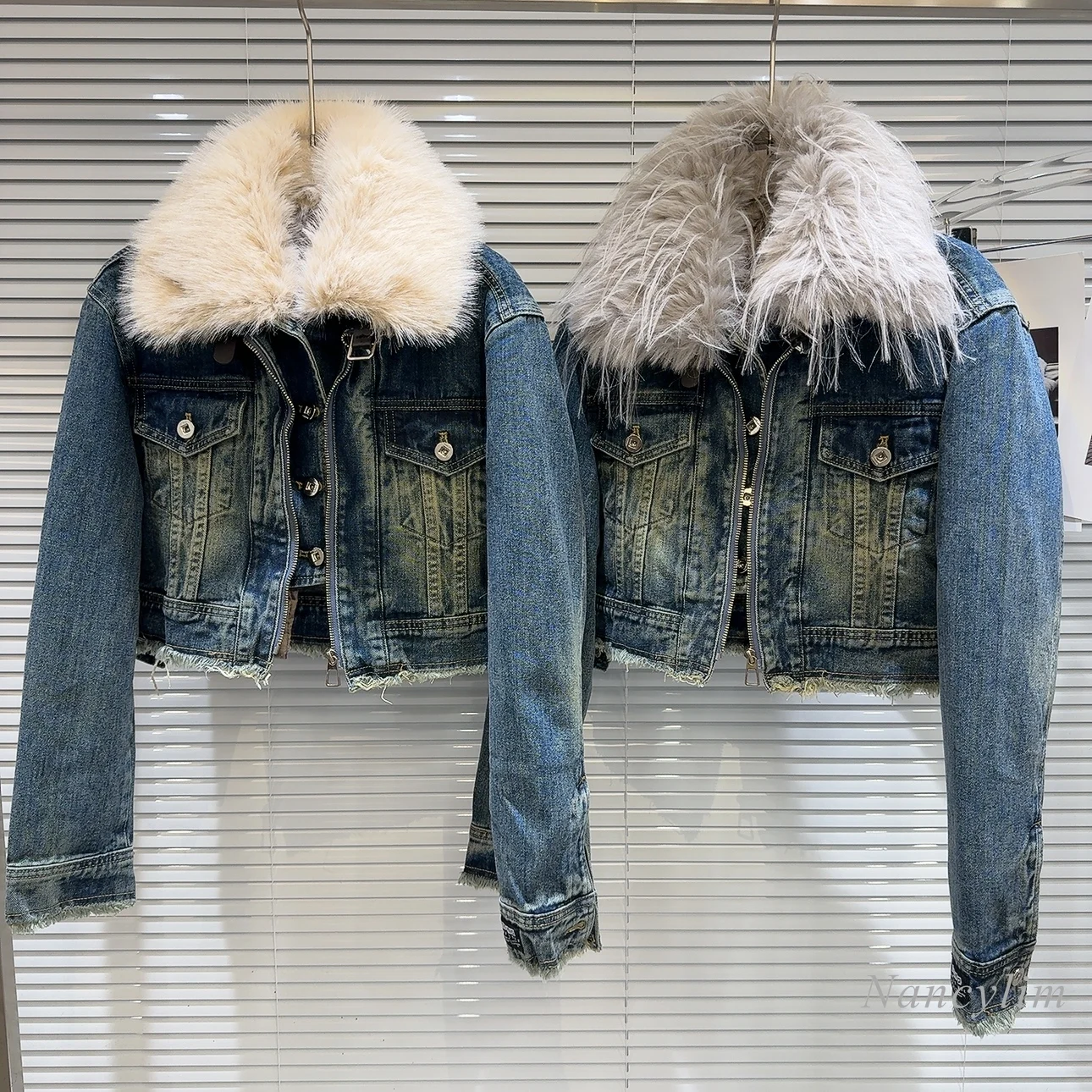 

2023 Winter Warm Denim Jacket Women New Environmental Protection Fur Collar Washed and Worn Quilted Denim Short Coat Lady