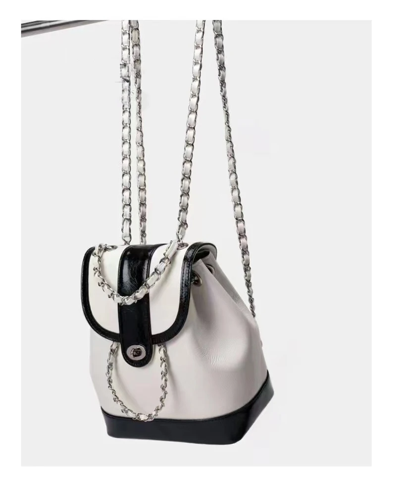 2023 New INS Style South Korean Small Focus Fragrant Chain Backpack for Students Commuting Versatile One Shoulder Backpack
2023 New INS Style South Korean Small Focus Fragrant Chain Backpack for Students Commuting Versatile One Shoulder Backpack