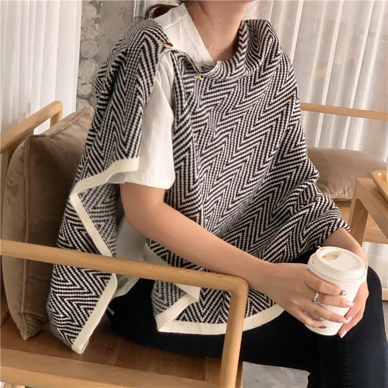 

Korean Classic Striped Print Knitted Wool Shawl Decorative Autumn and Winter Warm Neck Asymmetrical Shawl with Fashion T724