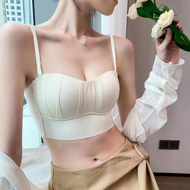 Strapless Underwear For Women With Small Breasts, Anti-exposure, Traceless, Wire-free Thin Bra
Strapless Underwear For Women With Small Breasts, Anti-exposure, Traceless, Wire-free Thin Bra