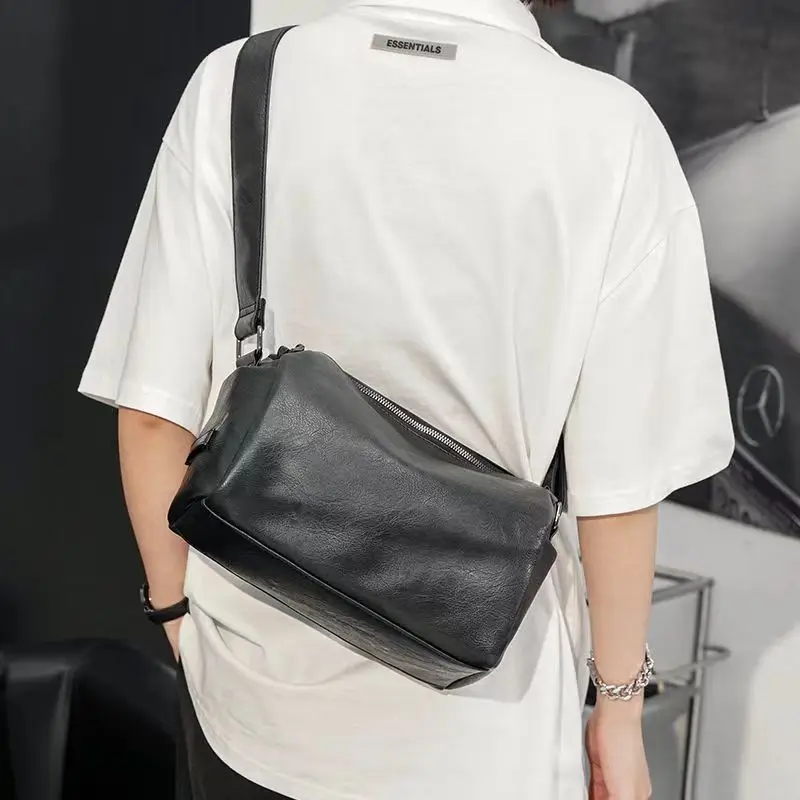 Men's Bag Diagonal Span Bag Small Zebra Original Fashion the Trend Small Backpack Tide Men's Shoulder Bag Men's Casual Bag
Men's Bag Diagonal Span Bag Small Zebra Original Fashion the Trend Small Backpack Tide Men's Shoulder Bag Men's Casual Bag