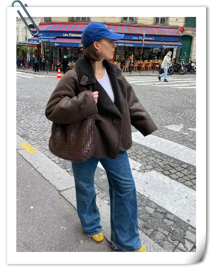 TRAF Winter Coat for Women 2023 Faux Fur Thick Lapel Coat Female Warm PU Jacket Ladies with Pockets Streetwear Jackets
TRAF Winter Coat for Women 2023 Faux Fur Thick Lapel Coat Female Warm PU Jacket Ladies with Pockets Streetwear Jackets