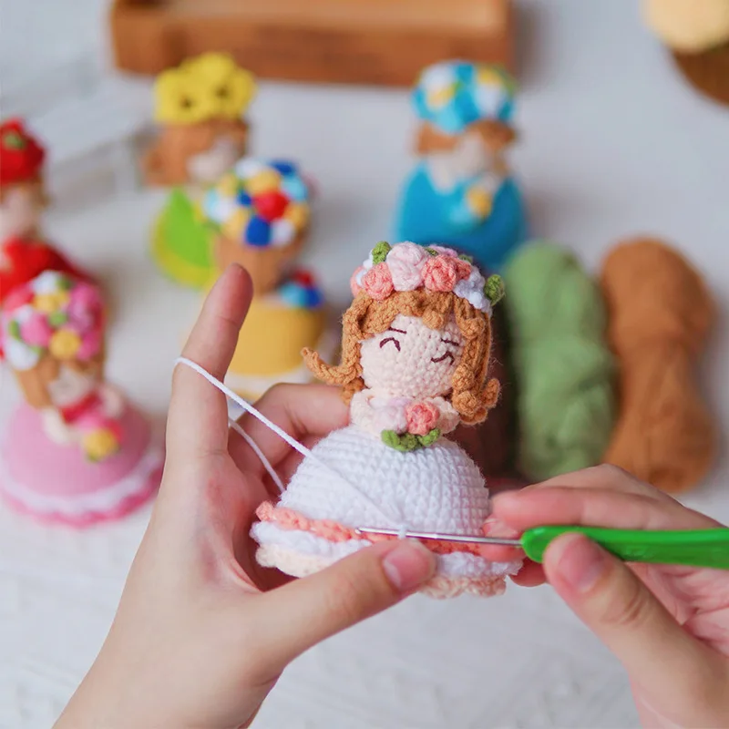 Crochet Kit Needlework Doll DIY Handmade Knitted Bride Doll Evert Knitted Rose Bouquet Valentine's Day Gift Plush Girl Pendants
Crochet Kit Needlework Doll DIY Handmade Knitted Bride Doll Evert Knitted Rose Bouquet Valentine's Day Gift Plush Girl Pendants