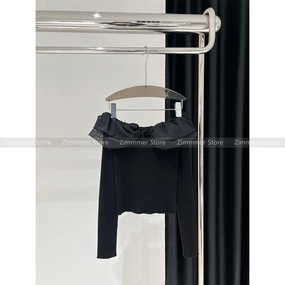 23 Years autumn and winter new temperament sexy one-shoulder black mesh yarn stretch knitting bottoming tops
23 Years autumn and winter new temperament sexy one-shoulder black mesh yarn stretch knitting bottoming tops