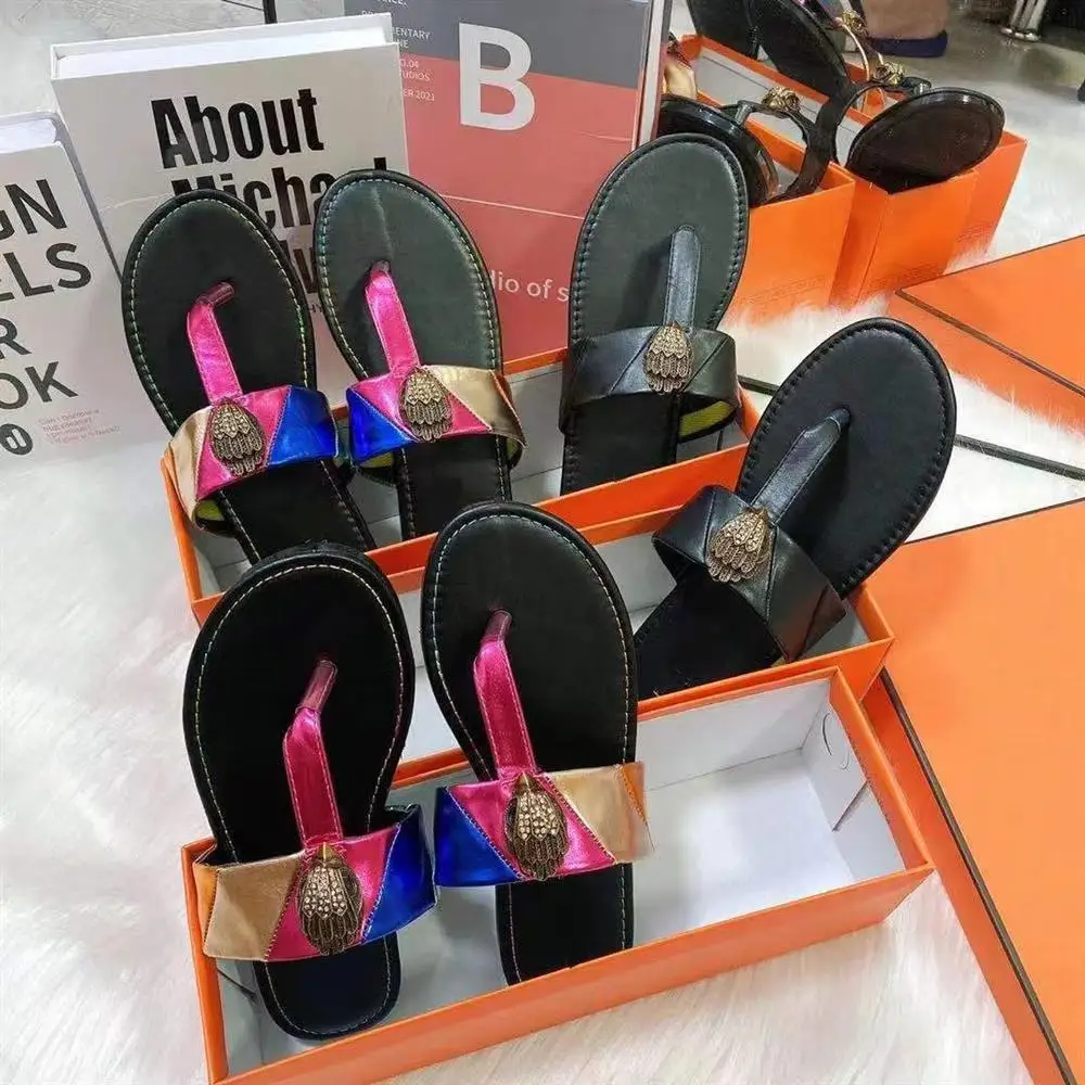 New 2023 Women's Rhinestone Bird Head Splicing Color Slippers Large Size Flat Adult Girls Flip Flops Ins Beach Shoes 37-43
New 2023 Women's Rhinestone Bird Head Splicing Color Slippers Large Size Flat Adult Girls Flip Flops Ins Beach Shoes 37-43