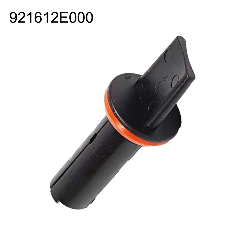 Base Mount Lamp Bulb Socket 1pc 92161-2E000 Front Position Plastic Practical Replacement For Sportage 05-09 For Rio 06-16
Base Mount Lamp Bulb Socket 1pc 92161-2E000 Front Position Plastic Practical Replacement For Sportage 05-09 For Rio 06-16