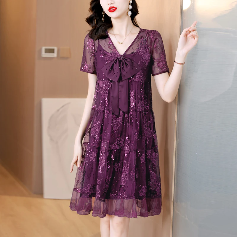 2023 Summer New Purple Silk Flower Embroidery Doll Neck Short Sleeve Dress Women's Mesh Splice Bow Loose Size Slim Long Dress
2023 Summer New Purple Silk Flower Embroidery Doll Neck Short Sleeve Dress Women's Mesh Splice Bow Loose Size Slim Long Dress