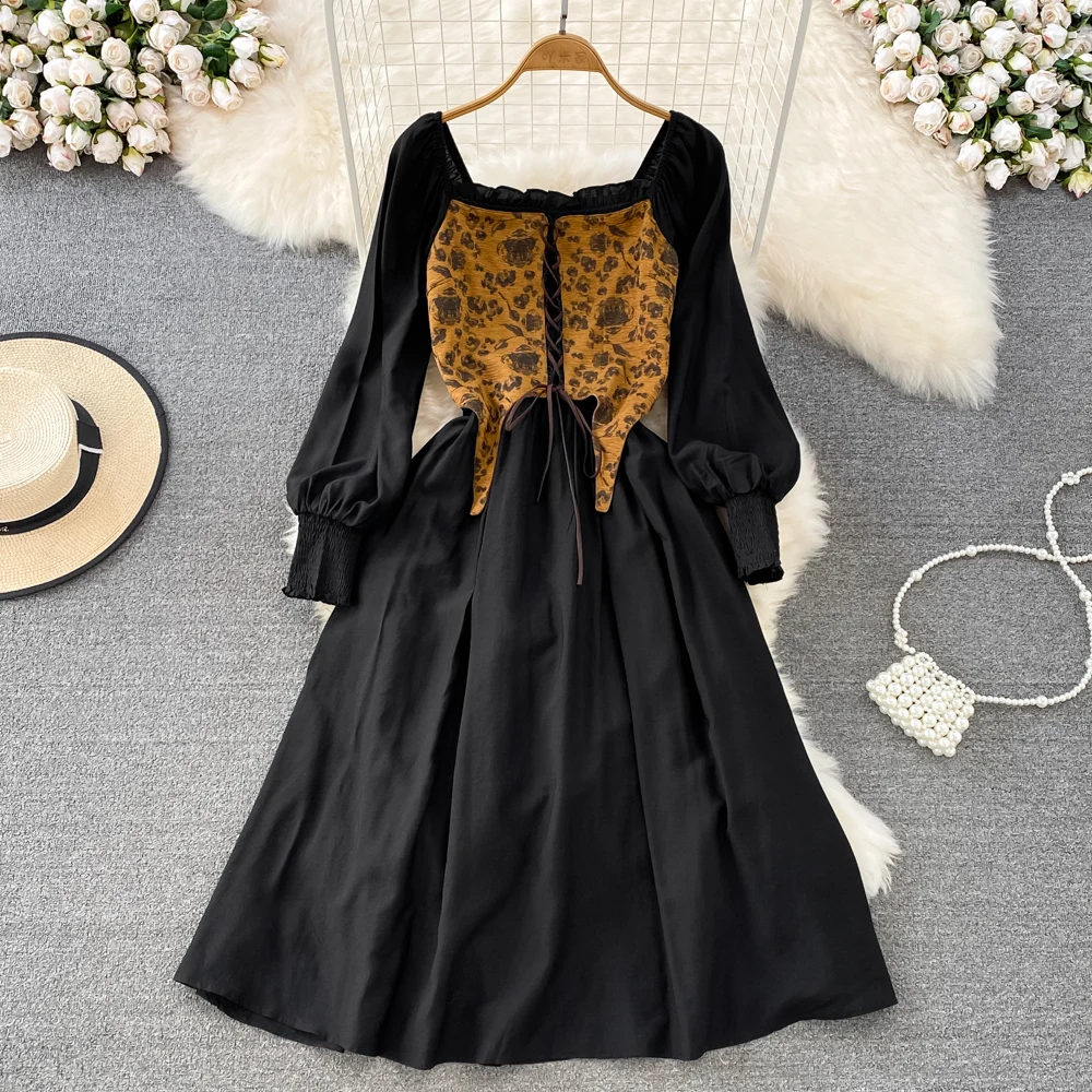 Autumn New Retro Hepburn Style Square Collar Floral Stitching Bubble Long-sleeved Waist A-line Dress
Autumn New Retro Hepburn Style Square Collar Floral Stitching Bubble Long-sleeved Waist A-line Dress