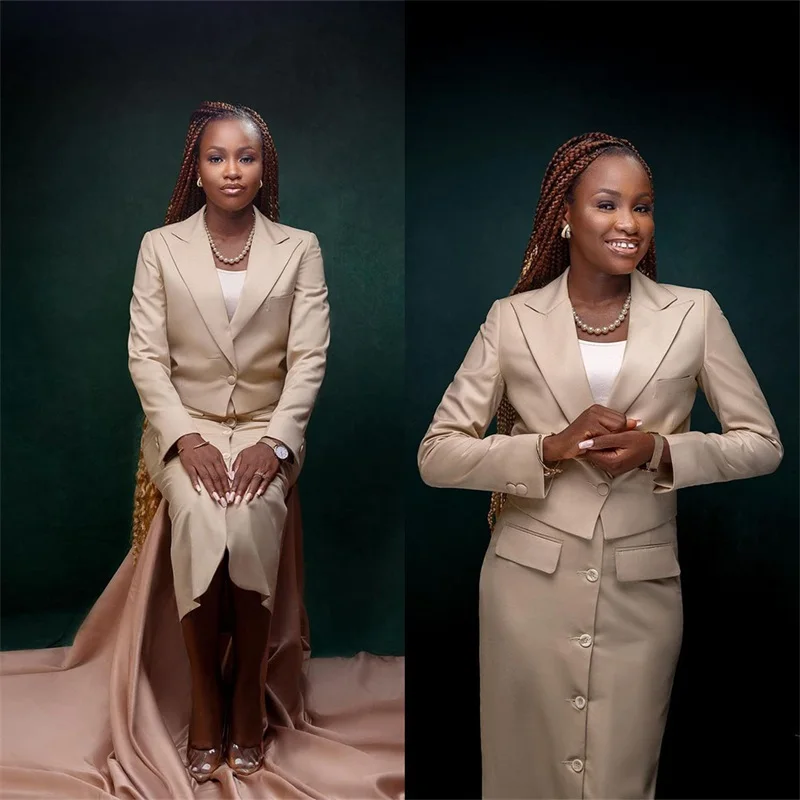 Beige Women Suits Set 2 Pcs Vintage Peaked Lapel Custom Made Blazer+Knee Length Skirt Formal Daily Office Lady Jacket
Beige Women Suits Set 2 Pcs Vintage Peaked Lapel Custom Made Blazer+Knee Length Skirt Formal Daily Office Lady Jacket