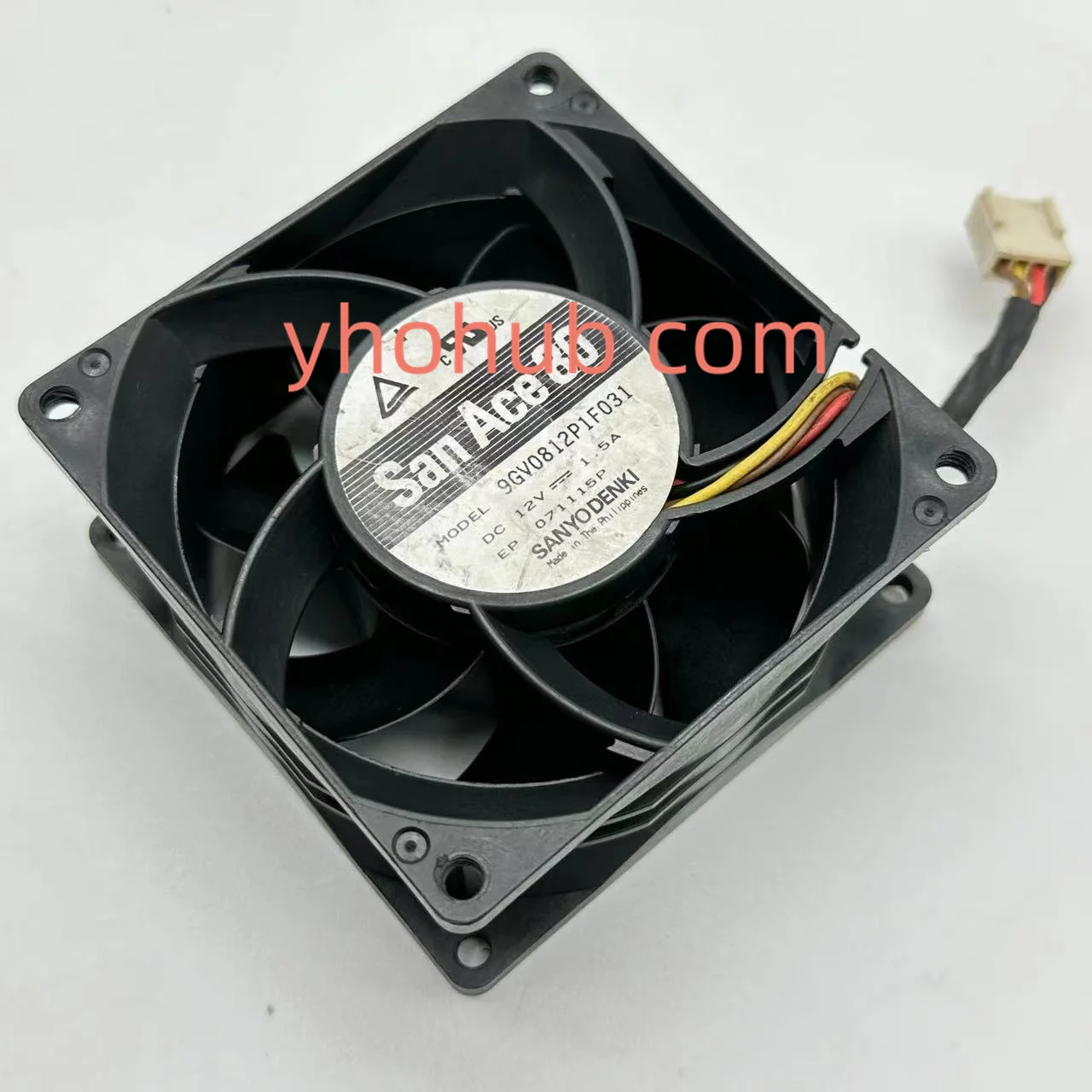 4-проводной вентилятор охлаждения сервера Sanyo Denki 9GV0812P1F031 DC 12 В 1,5a 80x80x38 мм
4-проводной вентилятор охлаждения сервера Sanyo Denki 9GV0812P1F031 DC 12 В 1,5a 80x80x38 мм