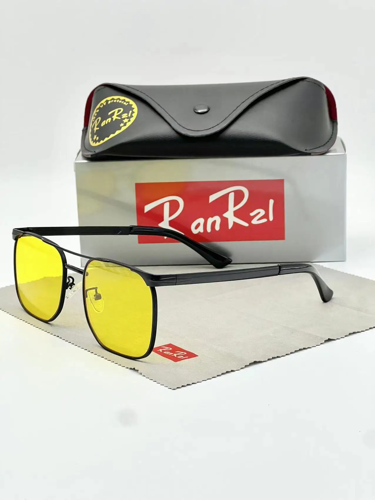 Fashionable Box Sunglasses for Men Outdoor Trendy Men David Same Frame Sunglasses
Fashionable Box Sunglasses for Men Outdoor Trendy Men David Same Frame Sunglasses
