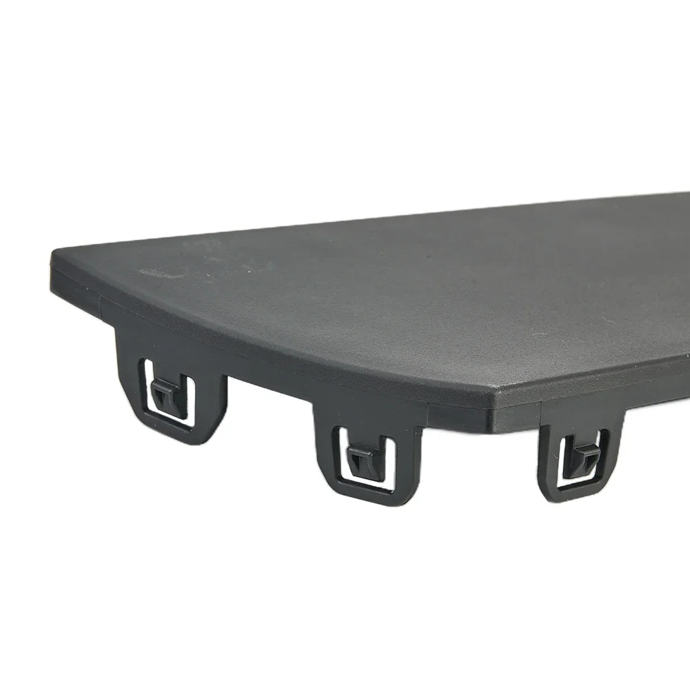 Rear Bumper Tow Hitch Cover Truck Plastic Black Bumper Tow Hitch Cover For Tesla Model Y 2020-2021 High Quality
Rear Bumper Tow Hitch Cover Truck Plastic Black Bumper Tow Hitch Cover For Tesla Model Y 2020-2021 High Quality