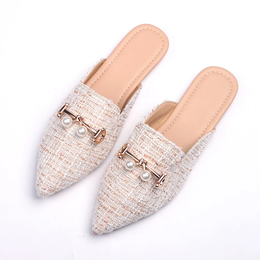 Women Fashion Pearl Rhinestone Decor Flat Mules Ladies Pointed Toe Low Heel Sandals Luxury Slippers Slip on Casual Shoes
Women Fashion Pearl Rhinestone Decor Flat Mules Ladies Pointed Toe Low Heel Sandals Luxury Slippers Slip on Casual Shoes