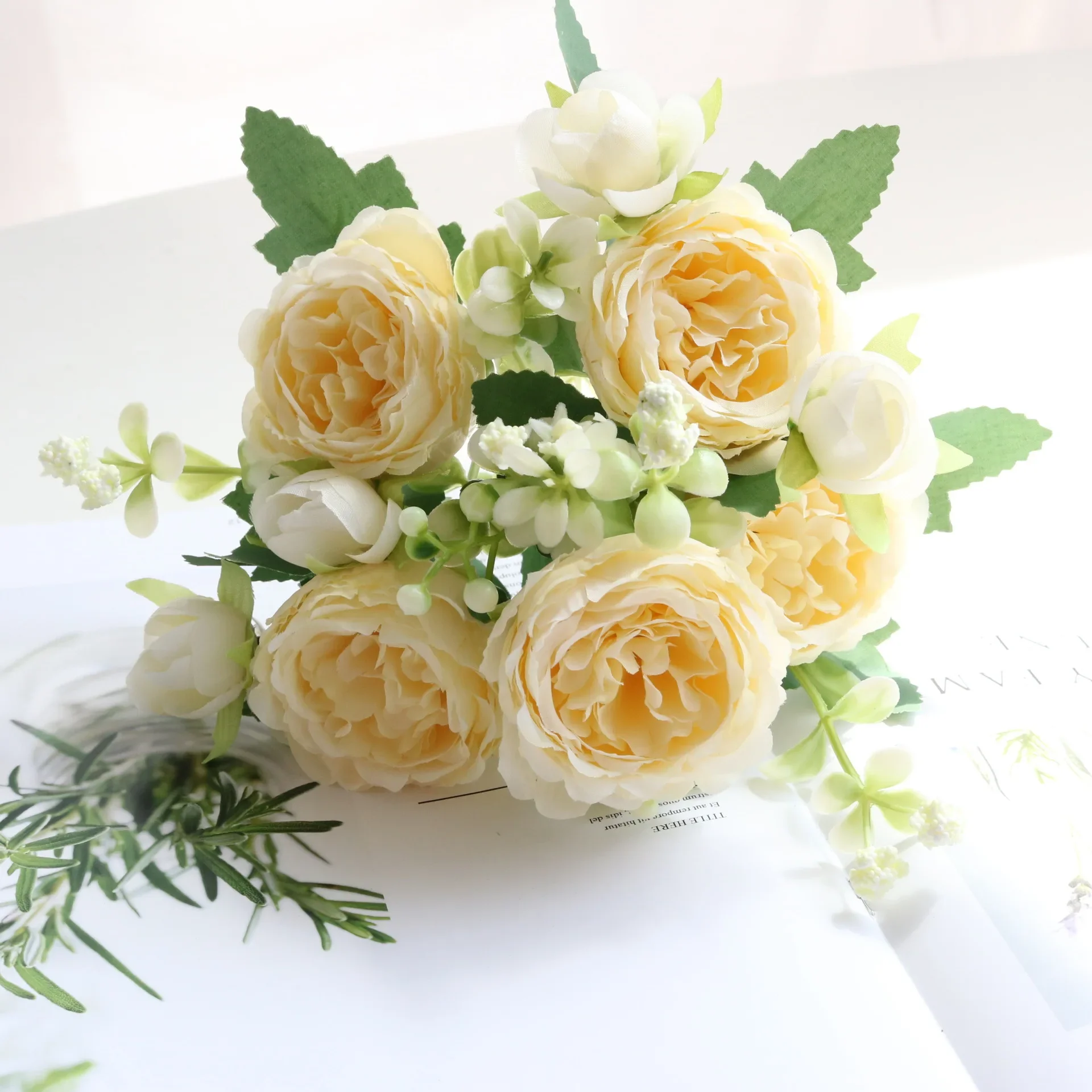 

Свадебное украшение, центральный столик, шелковые цветочные композиции, свадебное украшение, искусственные 5 цветов пиона, букет цветов
