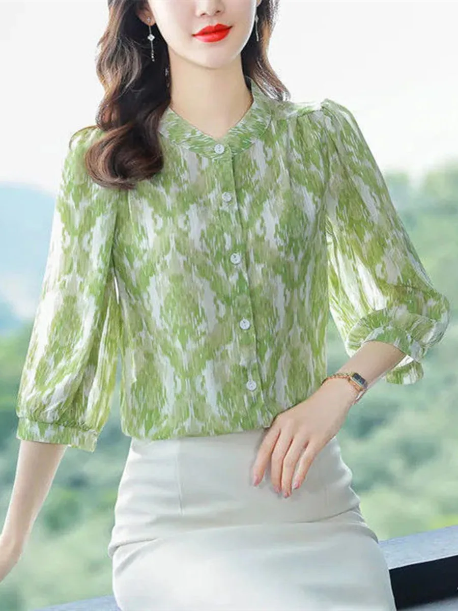Woman Summer Style Chiffon Blouses Tops Lady Casual Half Lantern Sleeve Stand Collar Flower Printed Blusas Tops DF4545 
Woman Summer Style Chiffon Blouses Tops Lady Casual Half Lantern Sleeve Stand Collar Flower Printed Blusas Tops DF4545